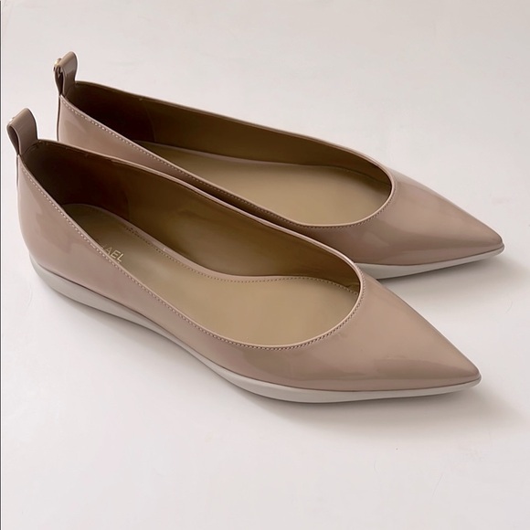 Michael Kors Nude Beige Patent Flats 8.5 - Picture 1 of 8